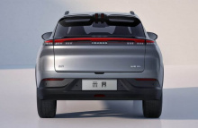 Ёмкость аккумуляторной батареи составит 62,3 кВт, что обеспечит дальность поездки в 520 км в условиях CLTC. Быстрая зарядка позволит зарядить аккумулятор с 30 % до 80 % за 28 минут.