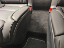 Model Y L, долгожданное пополнение в линейке компании, была официально представлена вчера. Её цена начинается от 339 000 юаней (3,79 млн рублей). Первые поставки запланированы на сентябрь 2025 года.