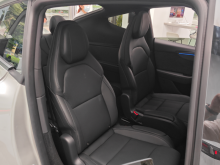 Tesla объявила о полной доступности своей новой модели Y L в автосалонах по всему Китаю