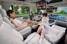 В зависимости от версии автомобиль оснащается либо базовой системой помощи при вождении, либо продвинутой системой G-Pilot H5. Максимальная дальность пробега составляет 1505 км.