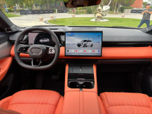 Обновлённый гибридный внедорожник Lynk & Co 08 EM-P от Geely официально поступил в продажу 24 сентября 2025 года