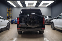 110377 Тюнинг обвеса Tank 500 2025 – установка юбок, спойлера, расширителей арок, капота