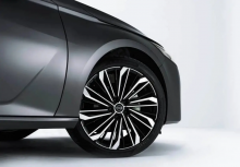 N6 — среднеразмерный седан, внешне напоминающий модель N7. Его дизайн отличается раздельными фарами с кольцевым расположением световых лучей и 7-образными световыми блоками, что придаёт автомобилю высокотехнологичный вид. Габариты N6: