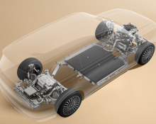 В самой современной комплектации есть небольшие складные столики за передними сиденьями (толщина — 26 мм, грузоподъёмность — 20 кг, площадь — 0,077 м²).