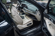 Защита лобового стекла + полная химчистка салона + керамика для BMW X7 G07