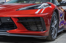 Оклейка рекламой для Chevrolet Corvette C8 2019+