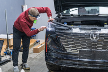 110884 Оклейка зоны риска + тонировка задней полусферы Changan UNI-S