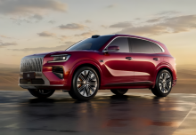 В преддверии официального запуска в Китае в сети появились шпионские фотографии интерьера Zeekr 8X