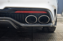 Монтаж тюнинг-обвеса и LED-подсветка салона Kia Stinger