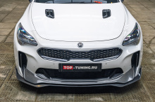 Монтаж тюнинг-обвеса и LED-подсветка салона Kia Stinger