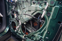 Замена линз + шумоизоляция дверей и арок + дооснащение Lixiang L9