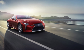 Lexus опубликовал детали 2018 Lexus LC500