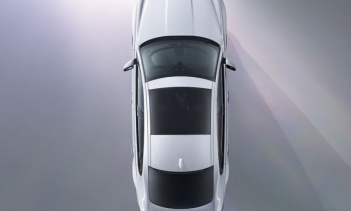 Новый Jaguar XF исполнит сумасшедший трюк