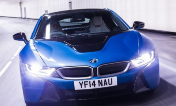 BMW наконец сделал что-то со спросом на i8