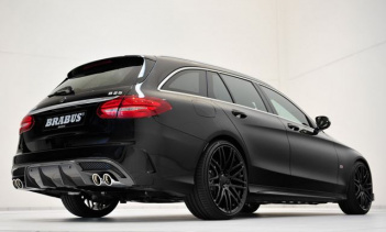 Mercedes C-Class AMG от тюнинг-ателье Brabus
