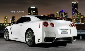 Как подготовить Nissan GT-R к дрэг-рэйсингу