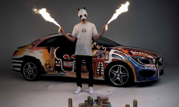 Известный рэпер разрисовал Mercedes