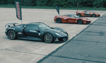 Какой из этих 3 гиперкаров быстрее разгонится до 300 км/ч?