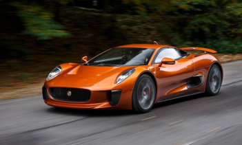 Jaguar Land Rover тратят большие деньги, чтобы угодить клиентам