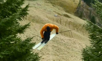 Бесснежная гонка на лыжах сделала отличную рекламу автомобилю