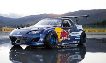 Дрифт 1500-сильной Mazda Miata