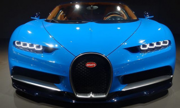 360-градусный тур по салону Bugatti Chiron