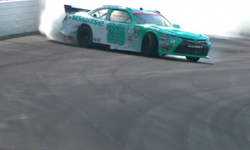 Сумасшедший дрифт на скорости 320 км/ч