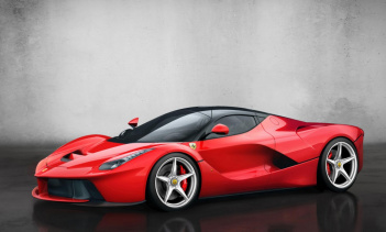 Продается новый Ferrari LaFerrari с пробегом 100 км