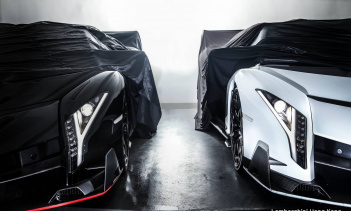 Два новых родстера Lamborghini Veneno доставлены в Гонконг