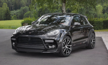 Потрясающий черный Mansory Porsche Macan