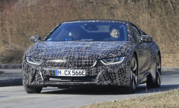 Вот новейшие шпионские снимки предстоящего BMW i8 Spyder.