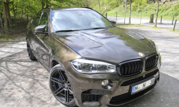 Manhart MHX6 700 - яркий пример этому. Основанный на BMW X6 M, он получил тонкие дизайнерские настройки и приличный импульс, став тем самым одним из самых быстрых внедорожников на рынке!
