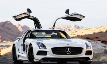 Mercedes-AMG GT Black Series атакует Нюрбургринг