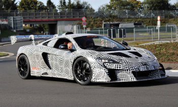 Несколько дней назад на Нюрбургринге был замечен хардкорный прототип McLaren.