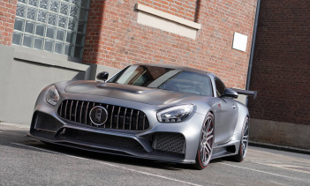 Ни один автомобиль не будет таким же, как предыдущий! Владельцы смогут выбирать цвет кузова и внутреннюю отделку. Помимо индивидуального характера пакета, IMSA разработал пакет, который фокусируется на ключевых областях пакета GT S - снижении веса, п