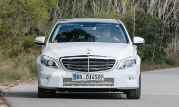 2014 Mercedes-Benz C-Class получил обновление.