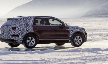 Volkswagen показал тизер 2019 Touareg