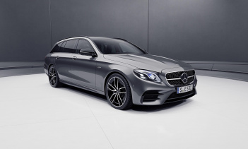 Как и ожидалось, Mercedes-AMG расширили линейку 53-й серии, включив в нее версию E Class Sedan и Estate.
