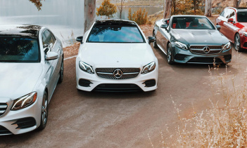 Как вы помните, еще в 2016 году Mercedes-Benz представил новое поколение автомобилей E-Class, которые продемонстрировали технические инновации, улучшенные функции комфорта и достижения системы трансмиссии.   И вот, спустя два года автопроизводитель п