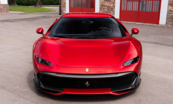 Как и в большинстве случаев в наши дни, рендер варианта без крыши Ferrari SP38 появился практически сразу после официального выпуска уникального Ferrari на прошлой неделе.