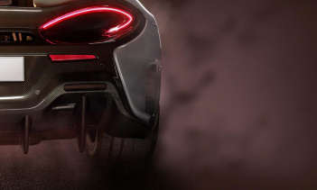 Тизер грозного McLaren 570LT