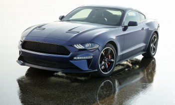 Эксклюзивный масл-кар пойдет на благотворительность.   Bullitt Mustang от Ford поставляется в цвете Dark Highland Green (или в Shadow Black). Это тот оттенок, который демонстрировал пони-кар Стива МакКуина в культовом классическом фильме. Но этот авт