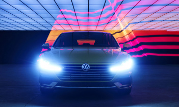 Кроме того, каждая модель Arteon будет поставляться с гарантией People First Warranty, которая обеспечивает покрытие в течение шести лет или 72 000 миль и может быть передана последующим владельцам в течение всего срока ее действия. Предлагаемый с ур