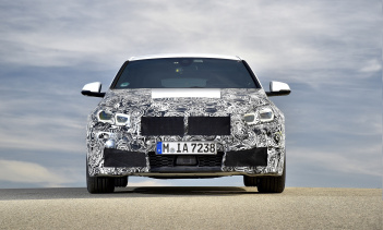 Как и следовало ожидать, эта спортивная машина будет оснащена выдающимся двигателем. Действительно, речь идет о мощном 4-цилиндровом двигателе от BMW Group – это 2-литровый двигатель TwinPower Turbo мощностью 306 л.с. Кроме того, двигатель поставляет