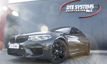 По желанию, PedalBox+ может быть подключен через Bluetooth с приложением для смартфона. Все функции могут быть также доступны через приложение. Кроме того, особое внимание уделяется обновлению системы программного обеспечения.