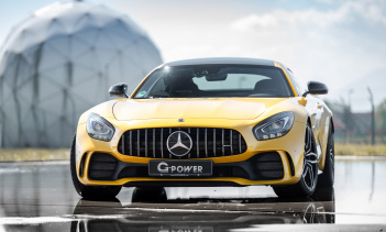 Mercedes-AMG GT является одним из лучших автомобилей в своем классе на рынке и получает в основном положительные отзывы и множество признаний.