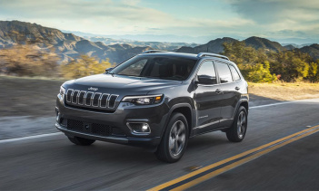 2019 Jeep Cherokee получает награду TOP SAFETY PICK от IIHS