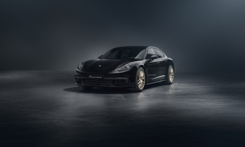 Для трансмиссии премиум-модельный ряд Panamera предлагает 3-литровый двигатель V6 с турбонаддувом объемом 3,0 литра.