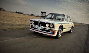 BMW 530 Motorsport Limited Edition был выпущен на южной оконечности Африки в рамках ограниченного серийного производства. BMW стремились конкурировать на флагманской модифицированной производственной серии в Южной Африке. Начиная с 1976 года, BMW в Ю