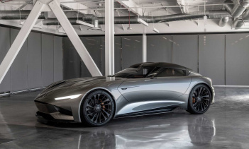 Технология фиксирует весь опыт вождения в режиме реального времени; повороты, торможение, ускорение, имитацию света, звуки, температуру воздуха и аудио-плейлист.